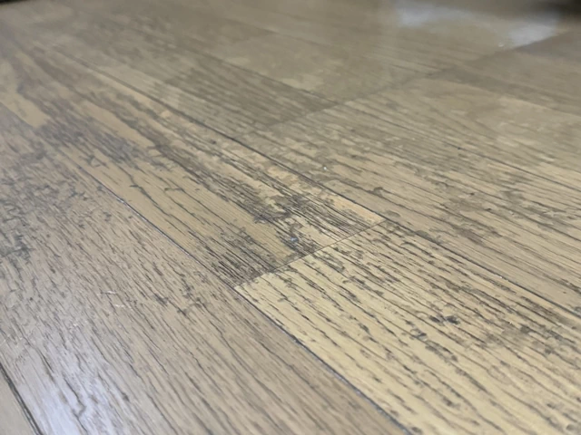 ワックスの黒ずみ