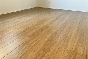 掃除の手間や、ペットの傷から守ってくれるのは、大変魅力的です。