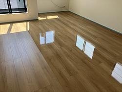 施工中